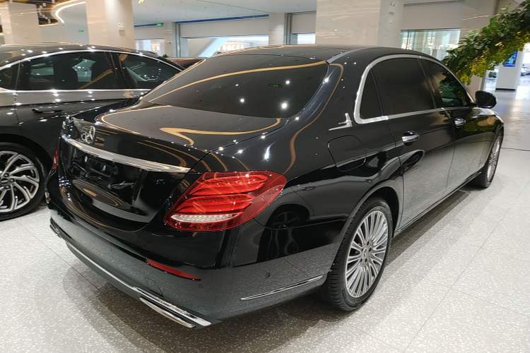 Used Mercedes-Benz E-Class 2019 Facelifted E 300 L Stylish Version
