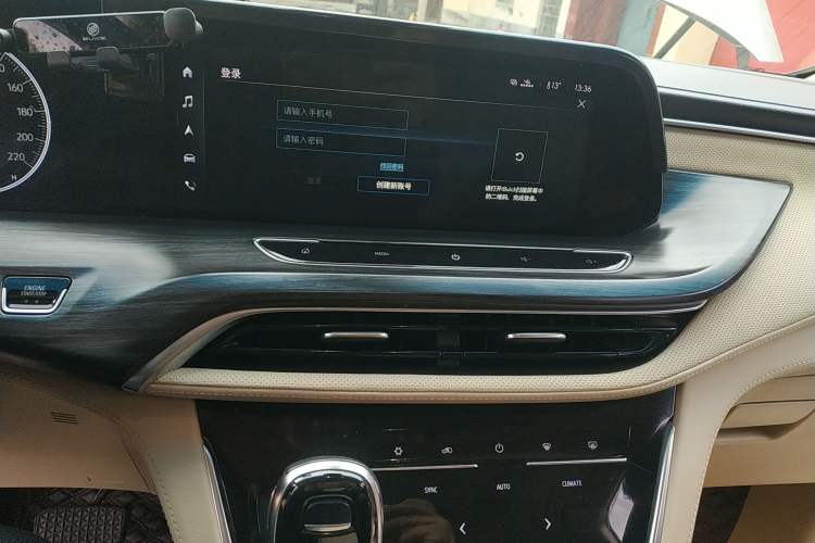 Used Buick GL8 2022 ES Land Cruiser 653T Luxury Model
