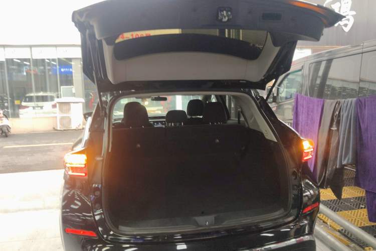 Used Nissan Murano 2021 2.5L XE Two-Wheel Drive Elite Edition