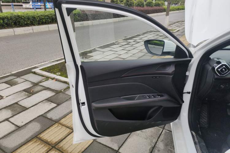 Used MG 5 2025 180 DVVT Global First Edition
