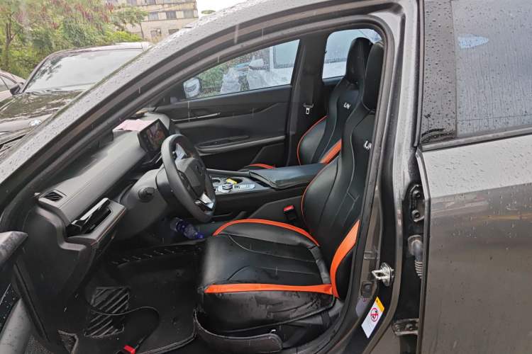 Used Changan UNI-V 2023 1.5T Premium Model