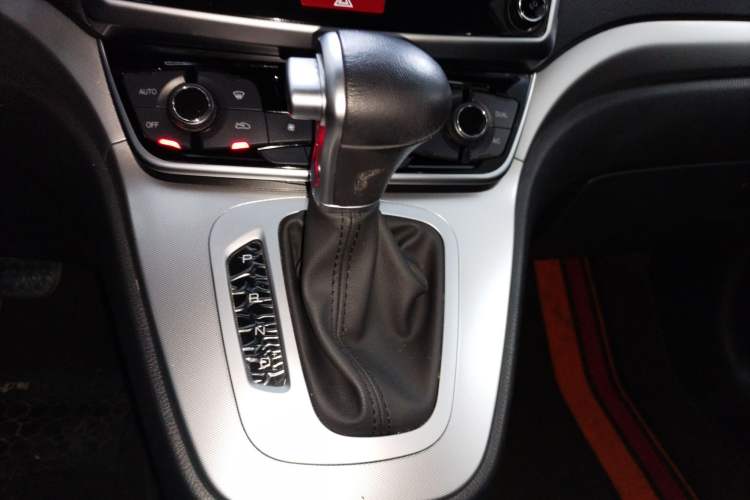 Used Haval M6 2019 1.5T DCT Two-Wheel Drive Elite Version China VI Standard
