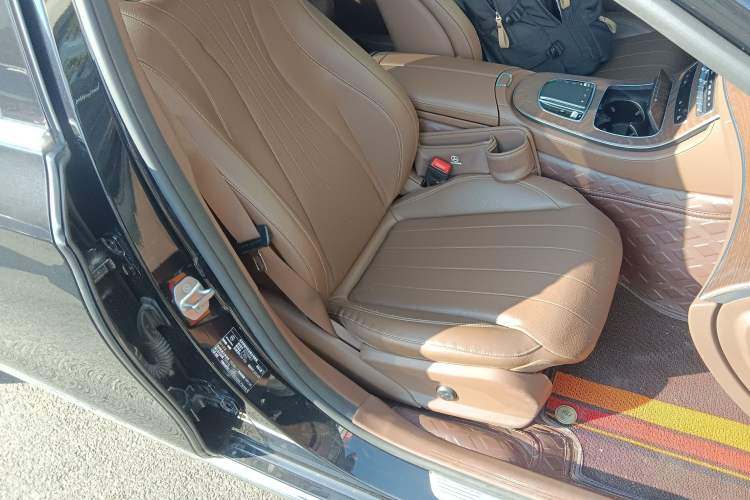 Used Mercedes-Benz E-Class 2021 Facelift E 300 L Stylish Edition