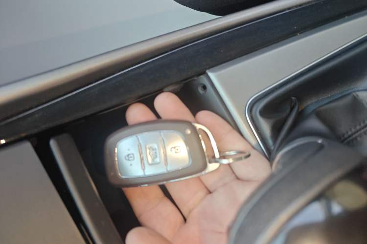 Used Hyundai Elantra 2016 1.6L Automatic Prestige Edition