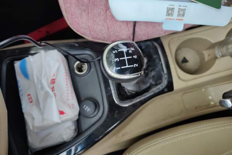 Used Wuling Hongguang 2014 1.5L S Luxury Model
