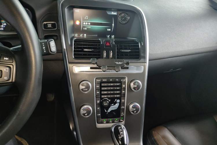 Used Volvo XC60 2016 T5 AWD Zhiyuan Edition
