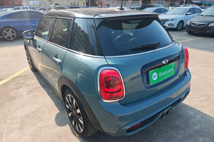 Used  MINI 2016 2.0T COOPER S Five-Door Edition
