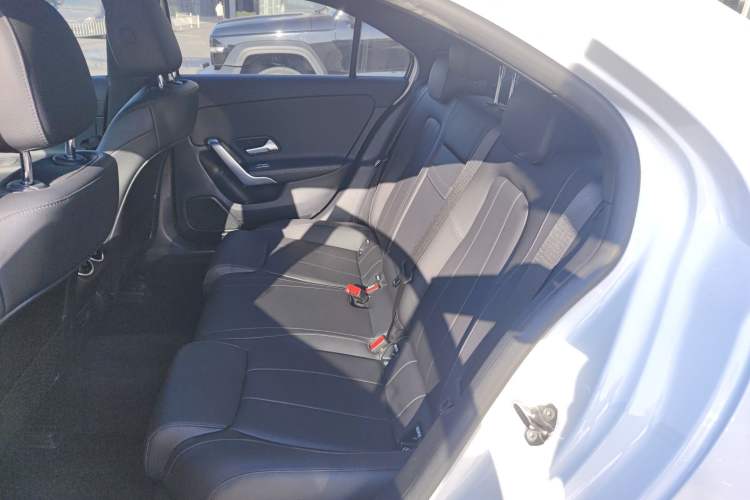 Used Mercedes-Benz A-Class 2022 Restyled A 200 L Sport Sedan Fashion Version
