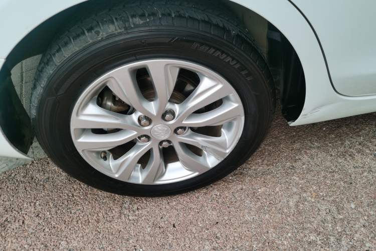 Used Buick GT 2019 15T Dual-Clutch Connected Elite Model China VI