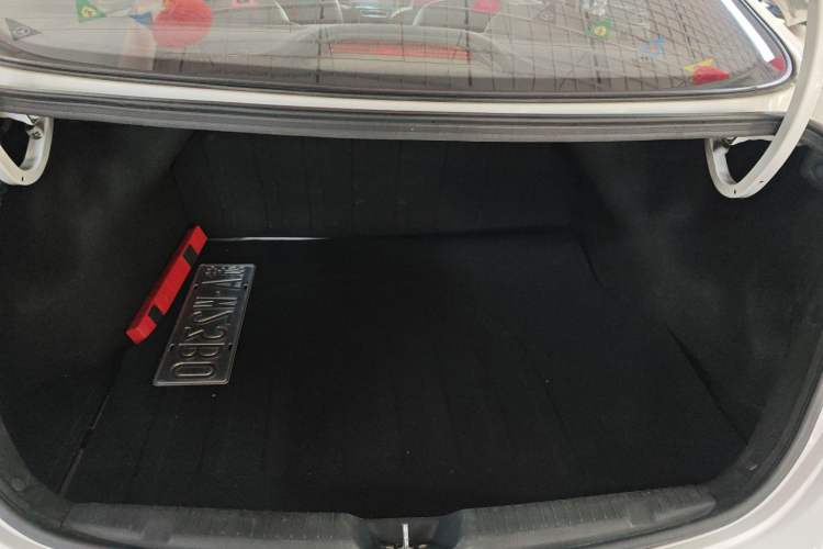 Used Hyundai Elantra 2016 1.6L Automatic Smart Version
