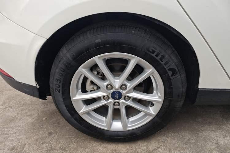 Used Ford Focus 2017 Hatchback EcoBoost 180 Automatic Elite Model
