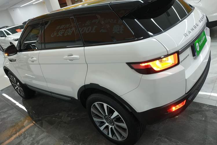 Used Land Rover Range Rover Evoque 2018 240 PS SE Smart Brilliance Edition