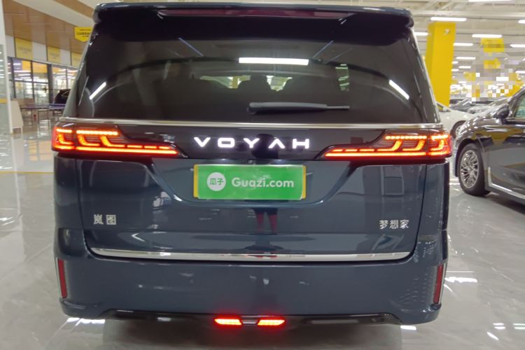 Used VOYAH Dream 2025 PHEV Four-Wheel-Drive Flagship Kunpeng Edition

