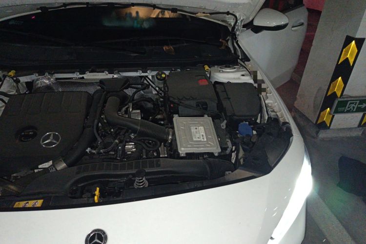 Used Mercedes-Benz A-Class 2022 A 200 L Sport Sedan Fashion Model
