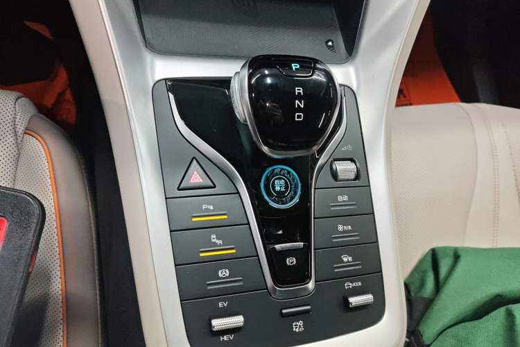 Used BYD Song Pro New Energy 2024 HONOR Edition DM-i 110KM Excellence Model
