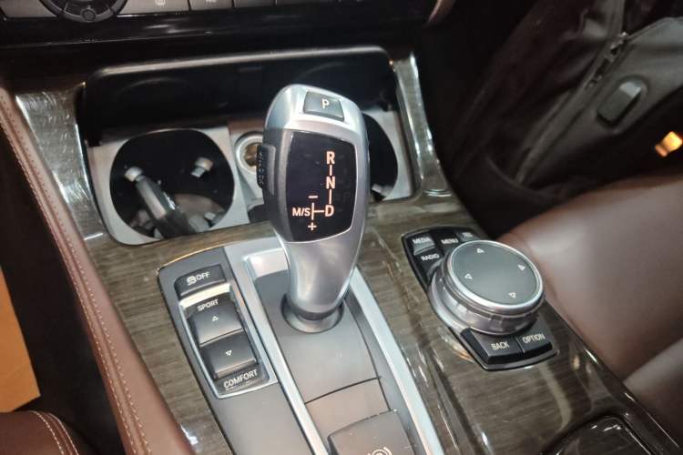 Used BMW 5 Series 2017 525Li Luxury Design Package
