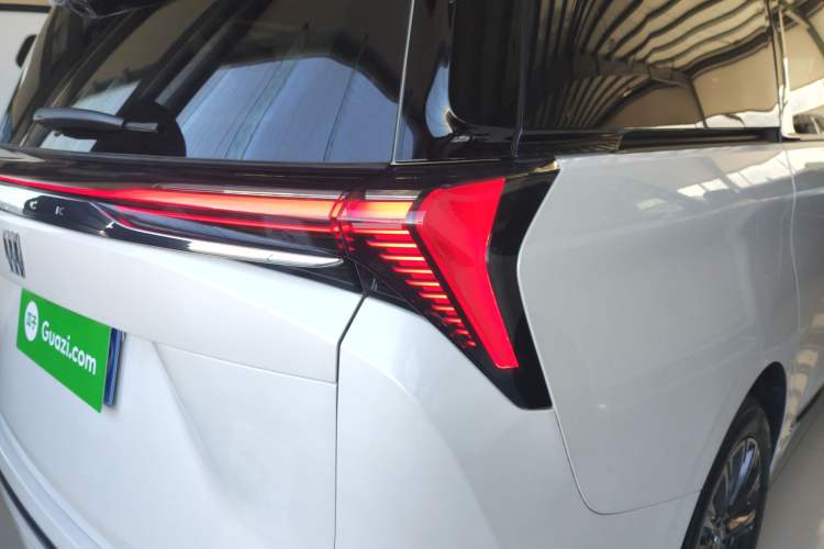 Used Buick GL8 2025 Lu Zun Deluxe Edition