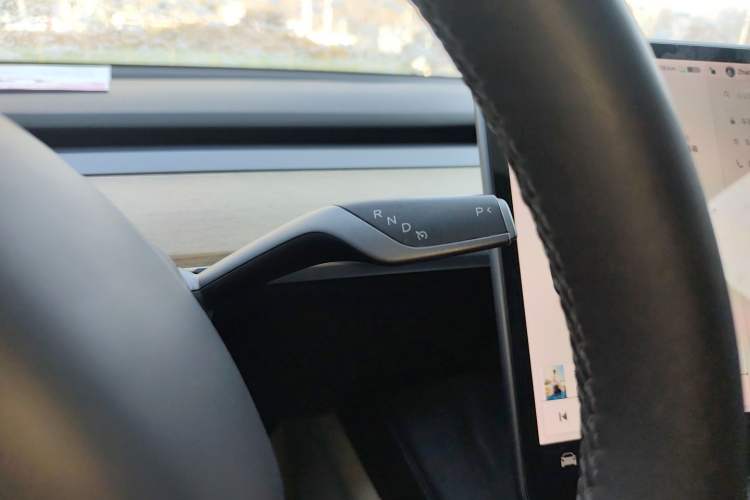 Used Tesla Model Y 2021 Standard Range Rear-Wheel Drive Version