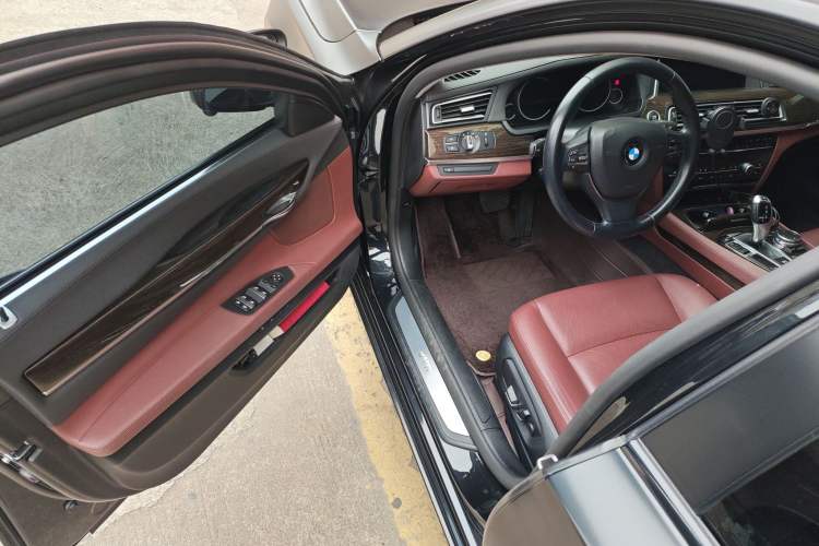 Used BMW 7 Series 2014 730Li Premium Edition