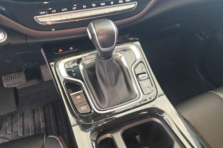 Used GAC Trumpchi M6 2023 PRO 270T DCT Luxury Edition
