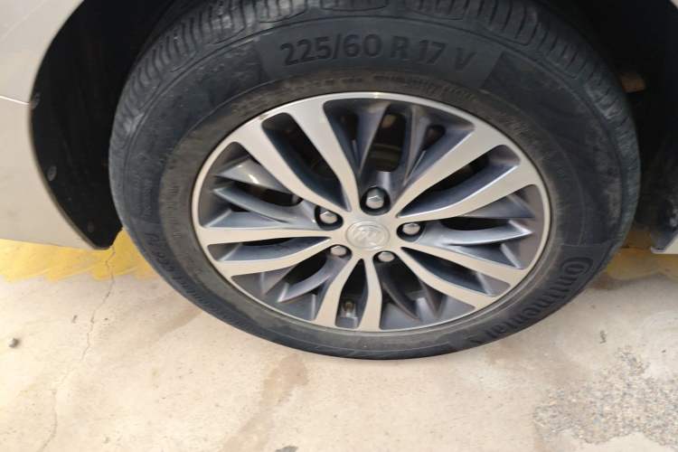 Used Buick GL8 2022 ES Landtrek 653T Comfort Edition
