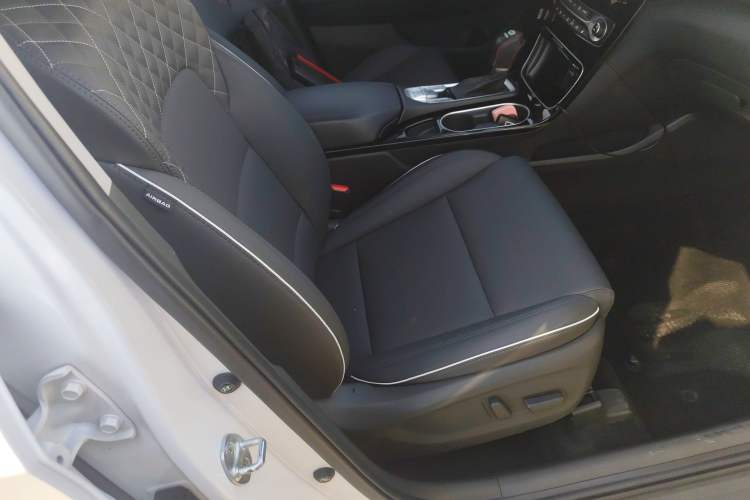 Used Hyundai Tucson 2020 280TGDi Two-Wheel-Drive GLS Smart Connectivity Version China VI Standard
