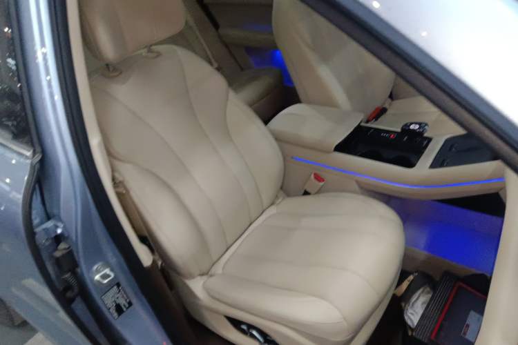 Used Hima AITO M7 2024 1.5T Rear-Drive Plus Version 5 Seats
