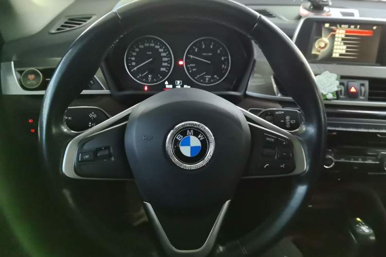 Used BMW X1 2018 sDrive18Li Luxury Model