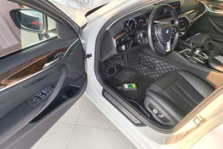 Used BMW 5 Series 2018 528Li Launch Special Edition
