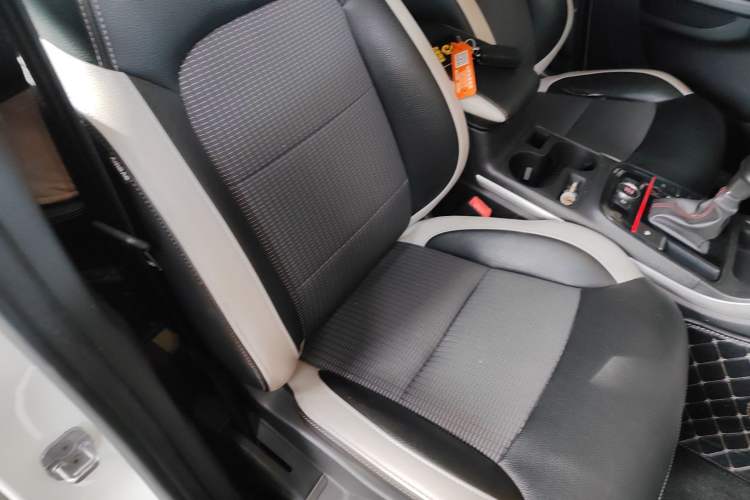 Used Qoros 5 2019 1.6T Automatic Zhiyun Connect (AliOS) Edition Prestige Model
