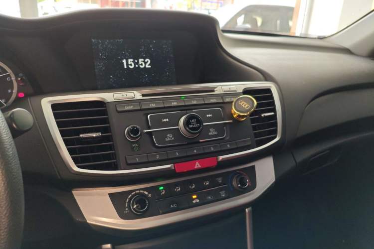 Used Honda Accord 2015 2.0L LX Comfort Edition
