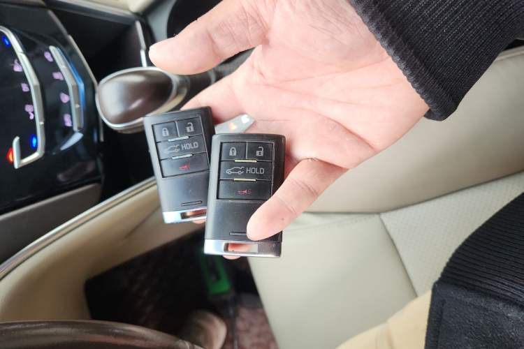 Used Cadillac XTS 2014 28T Comfort Version