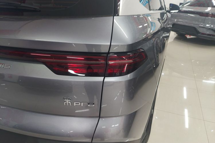 Used BYD Song Pro New Energy 2024 HONOR Edition DM-i 110KM Beyond Model
