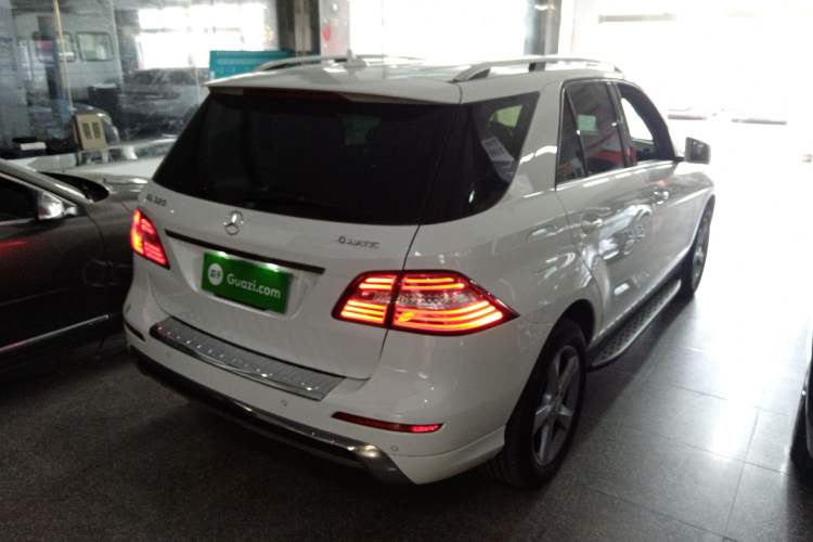 Used Mercedes-Benz M-Class 2014 ML 320 4MATIC
