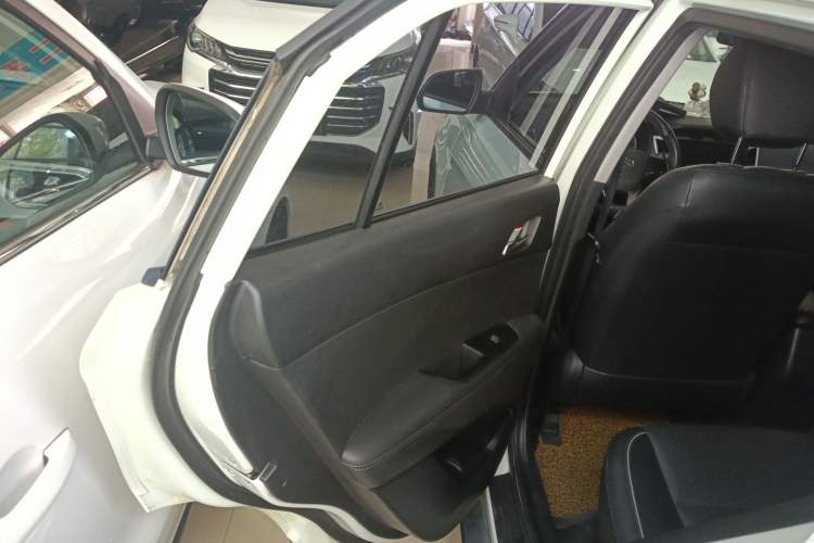 Used Hyundai ix25 2015 1.6L Automatic Two-Wheel Drive Smart GLS Trim
