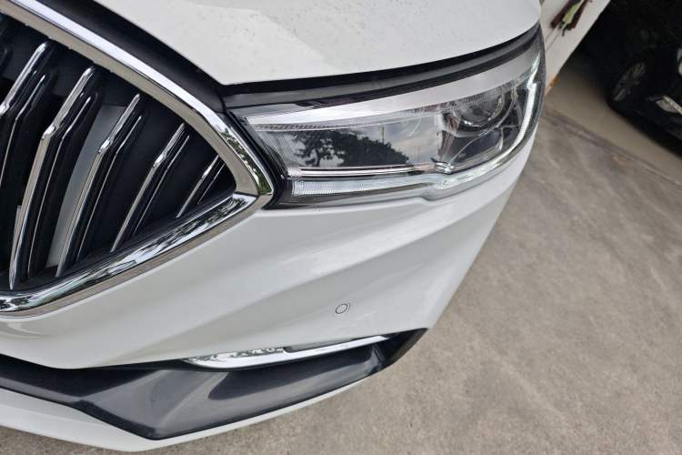 Used Hongqi H5 2018 30TD Smart Connect Dynamic Edition
