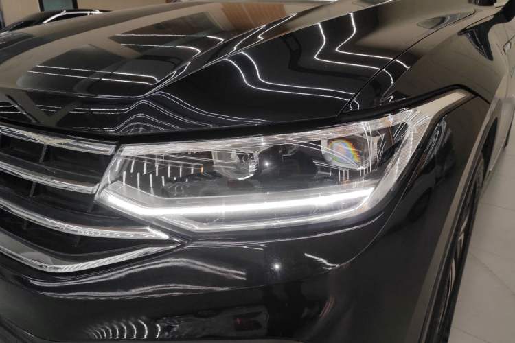 TDK.VehicleDetails.img