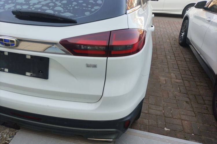 Used Geely Auto Emgrand X7 Sport 2018 1.8TD Automatic Two-Wheel Drive Smart 4G Connected Version
