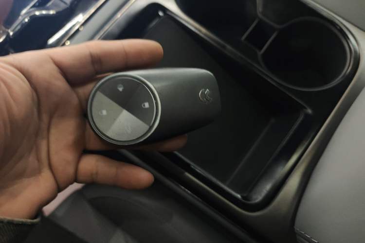 Used Nio ES8 2022 75 kWh Signature Edition Six-Seater
