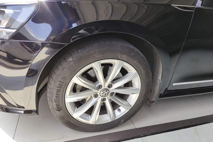 Used Volkswagen Passat 2017 280TSI DSG Luxury Edition
