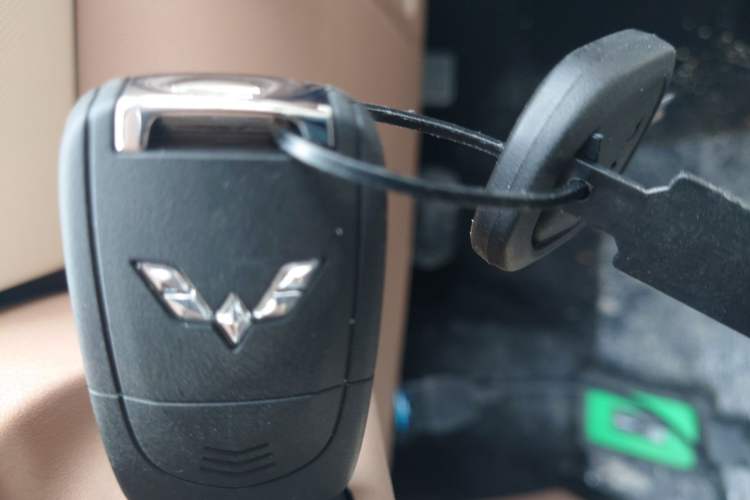 Used Wuling Hongguang MINIEV 2025 Four-Door Version Advanced Edition