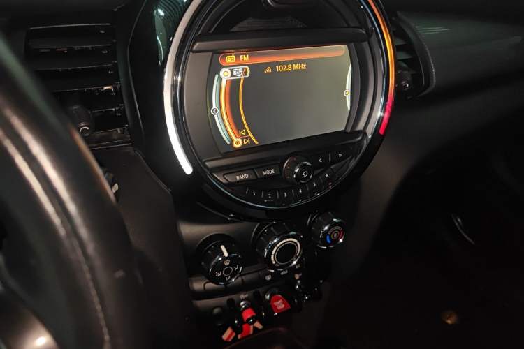 Used  MINI 2014 1.5T COOPER Fun
