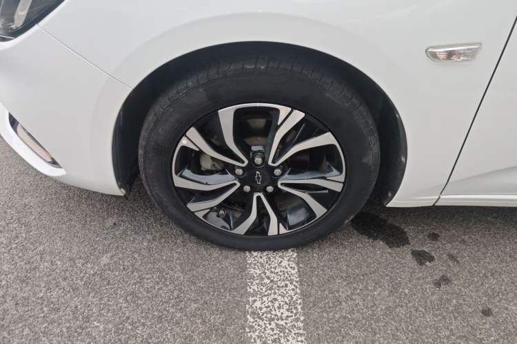 Used Chevrolet Monza 2019 RS 330T Automatic Comfort Edition China VI Standard