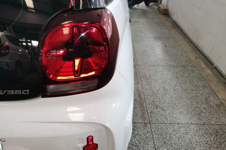 Used Roewe Clever 2021 302 km New Four-Seater Super-Efficient Version