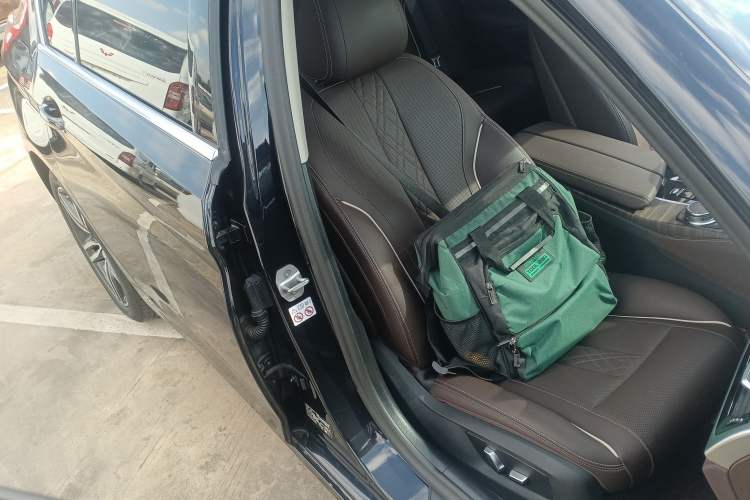 Used BMW 5 Series 2023 530Li Leading Edition Luxury Package
