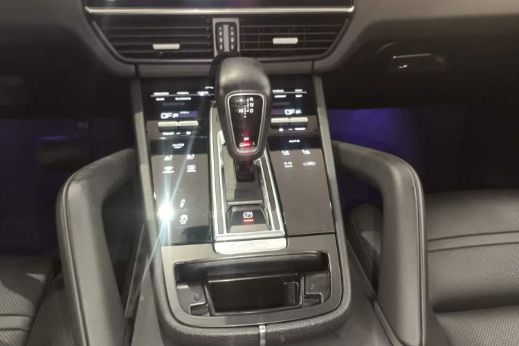 Used Porsche Cayenne 2019 Cayenne Coupé 3.0T
