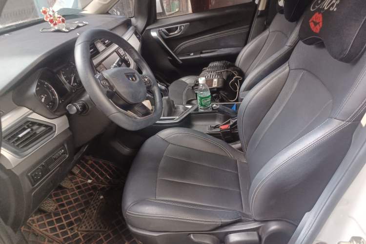 Used Geely Auto Vision X3 2019 Upgraded Model 1.5L Manual Luxury Version
