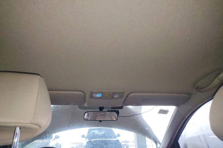 Used Hyundai Verna 2014 1.4L Manual Smart GLS Trim
