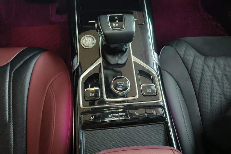 Used Hongqi HS5 2022 Revised Version 2.0T Smart Connect Flagship Edition