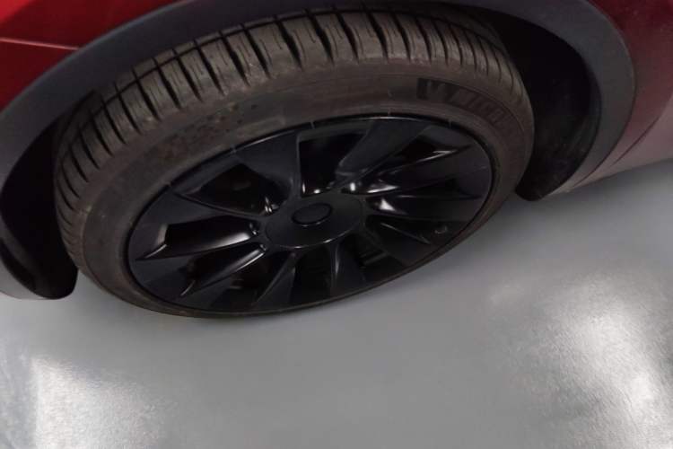 Used Tesla Model Y 2024 Rear-Wheel-Drive Version
